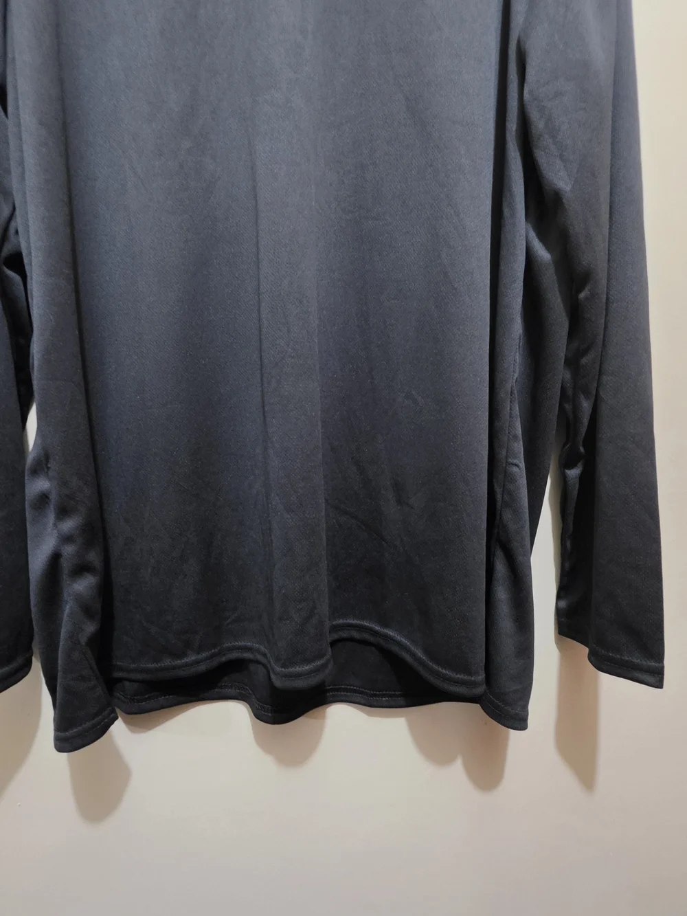 Real Essentials Men’s 3XL Black Long Sleeve Athletic Performance Shirt